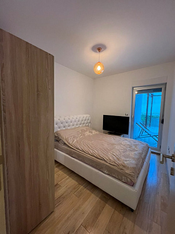 Apartment in Kotor mit zwei Schlafzimmern und einer großen Terrasse